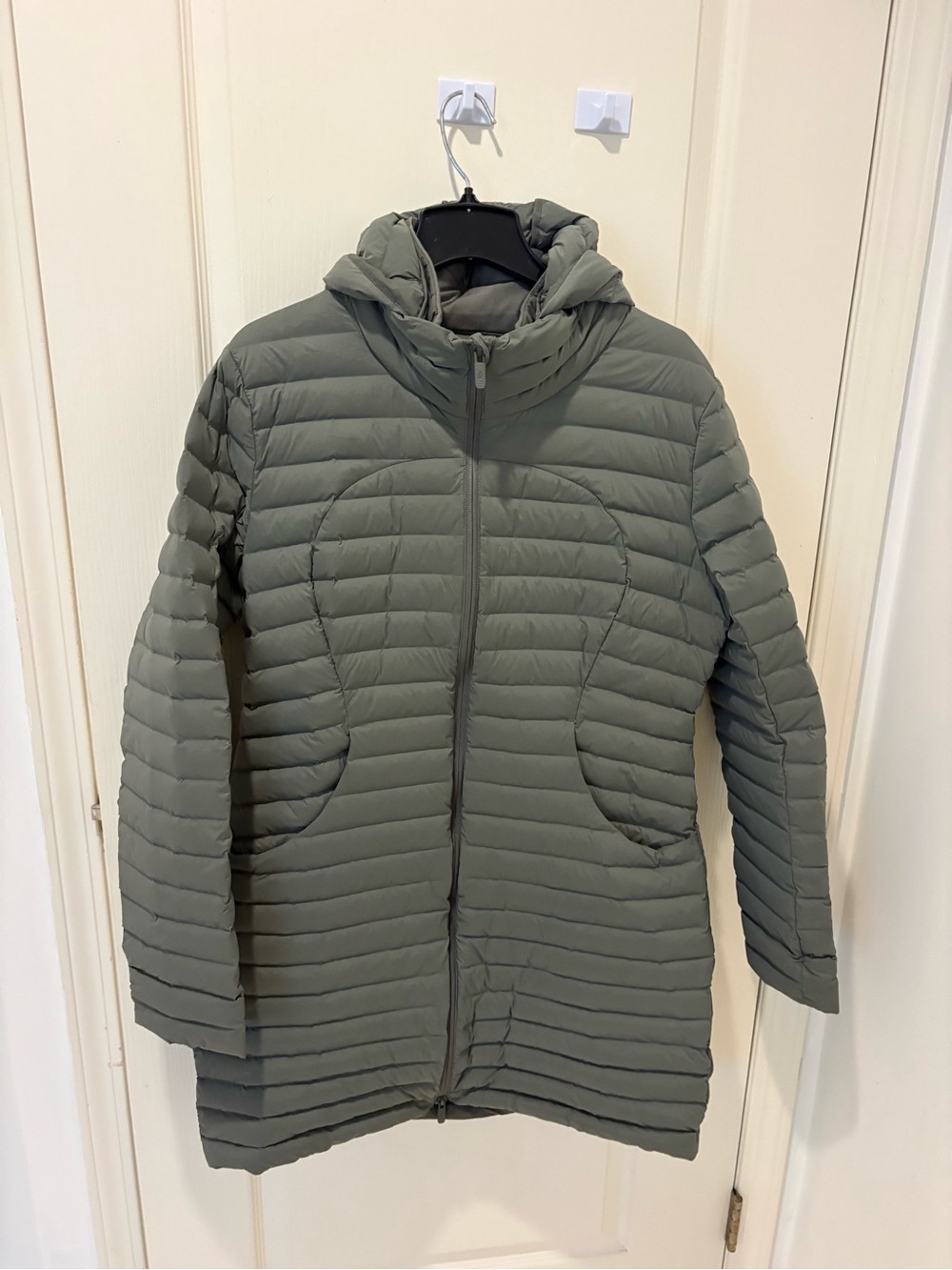 Lululemon pack it down Lightweight Hooded Quilted Coat in Olive Green